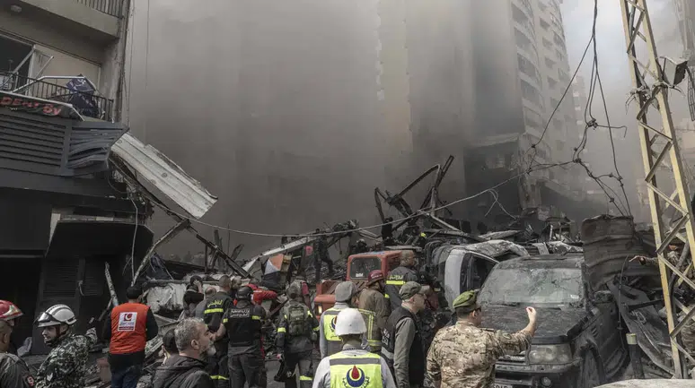 İsrail'den Lübnan'a 10 dakikada 100 hava saldırısı: Onlarca ölü, yüzlerce yaralı