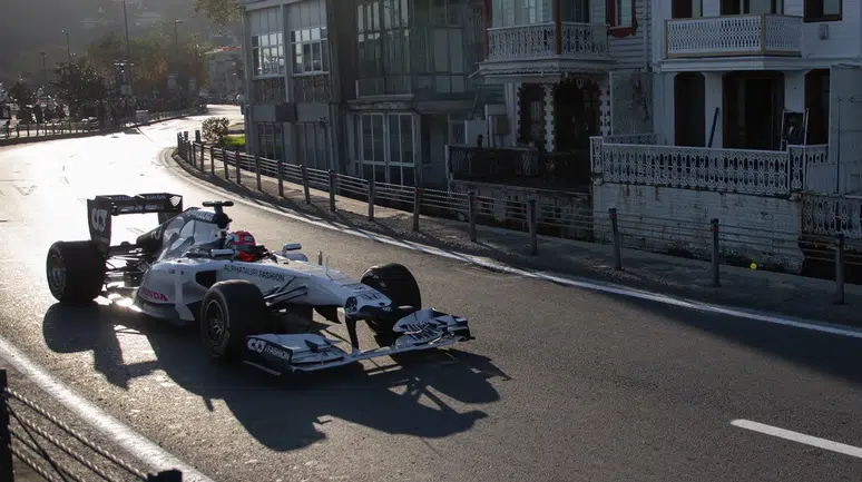 Formula 1 Türkiye'ye geri dönüyor