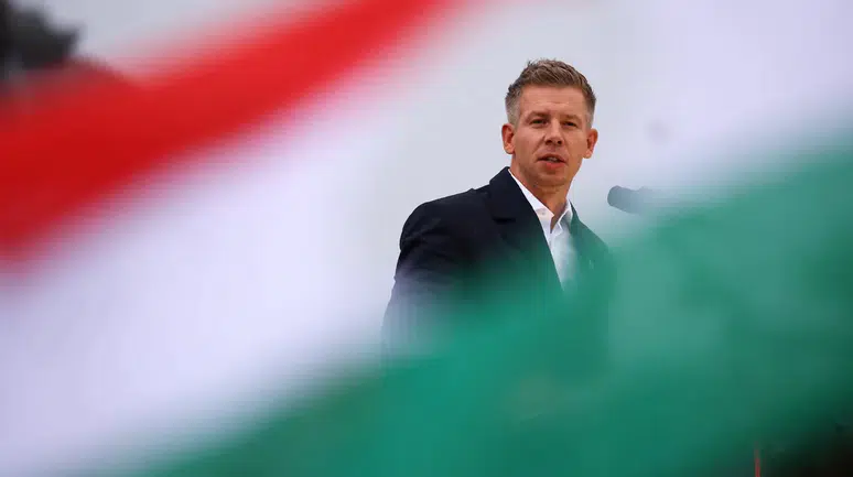 Macaristan'da 16 yıllık Orban dönemi bitti: Peter Magyar zaferini ilan etti