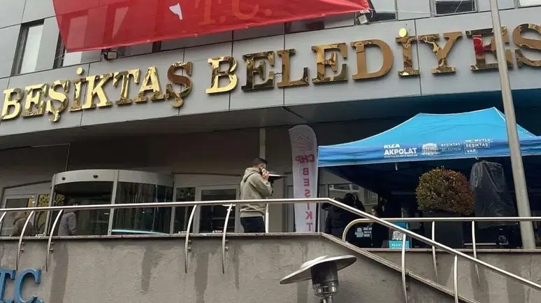Beşiktaş Belediyesi’ne operasyon: Eski başkan yardımcısı dahil 5 kişi gözaltında
