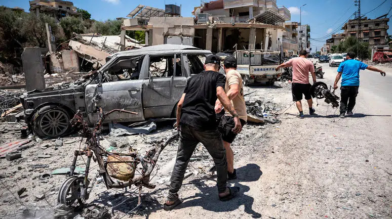 Ateşkes 24 saat bile sürmedi: İsrail Lübnan'ı yeniden bombaladı