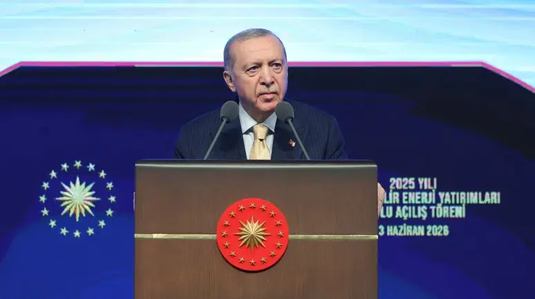 Erdoğan’dan CHP’deki krize ilişkin açıklama: “Ana muhalefetin tek derdi koltuk kavgası”