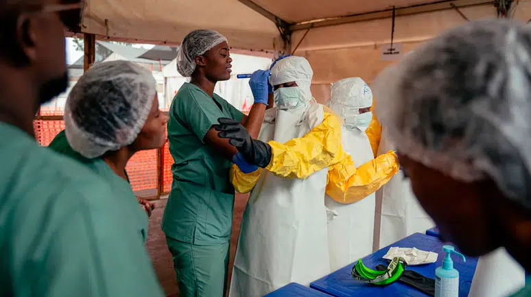 Orta Afrika'da kontrolsüz Ebola yayılımı: Üç ay içinde vaka sayısı 20 bini aşabilir