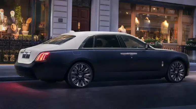 Rolls-Royce Ghost Savile Row tanıtıldı: Dünyada yalnızca bir adet üretildi