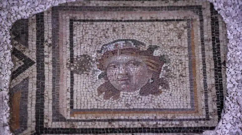 Zeugma'nın kayıp mozaiği ait olduğu yere geri döndü: Bakan Ersoy iade edilen eser sayısını açıkladı