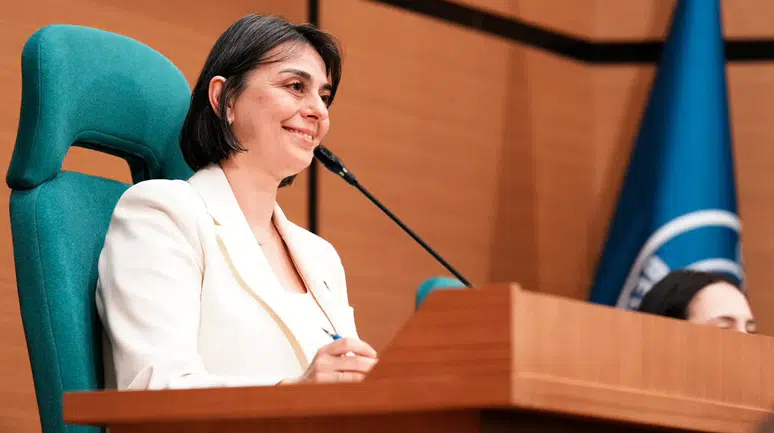 Üsküdar Belediye Başkanı Sinem Dedetaş tutuklandı