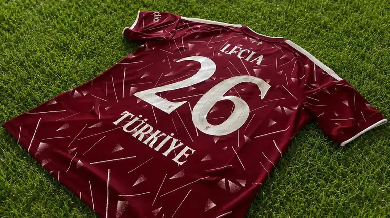 Liverpool’dan Türkiye’de altyapı hamlesi: İstanbul’da futbol akademisi açıldı