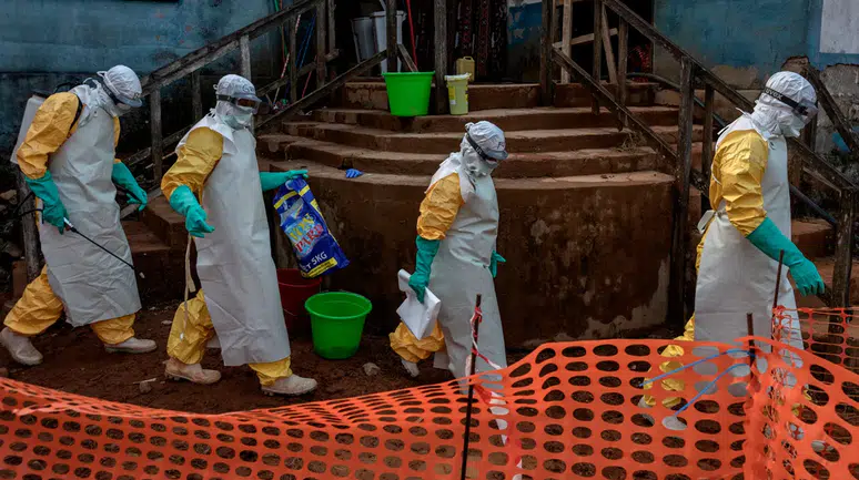 DSÖ'den acil Ebola çağrısı: Salgın kontrolden çıkıyor