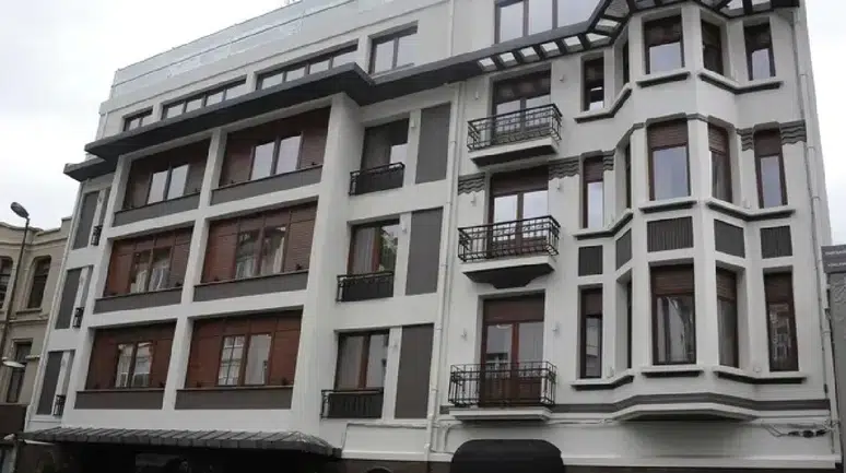 Bebek Otel’e jandarma baskını: Selen Görgüzel ve Can Yaman dahil 5 kişi gözaltına alındı