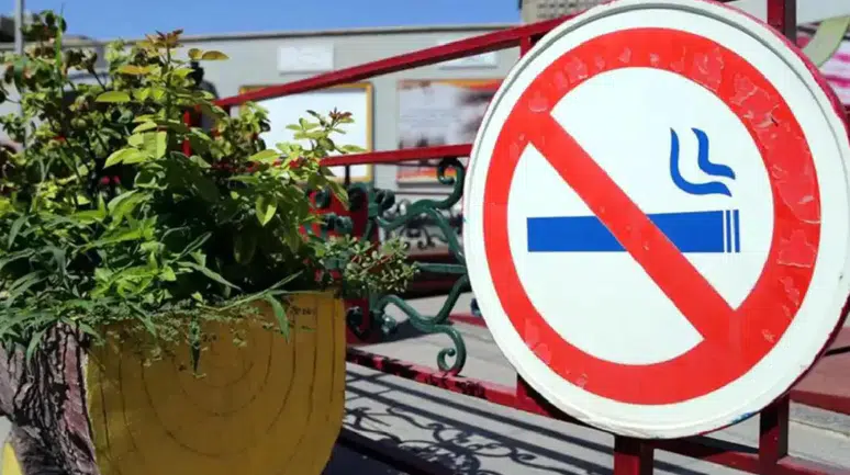 Sigara içenleri yakından ilgilendiriyor: Parklar ve plajlar için yeni yasak geliyor