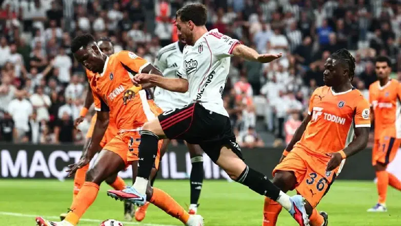 Beşiktaş’ın Başakşehir galibiyetinin manşetlerde yansıması