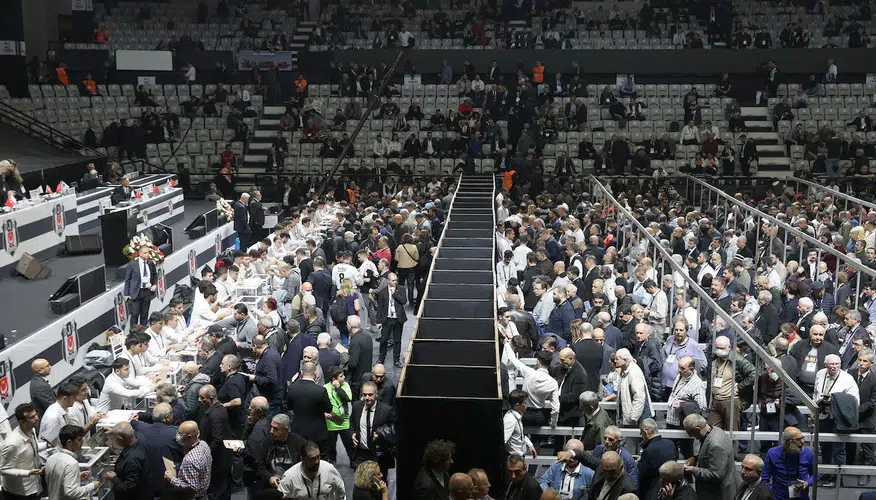 Beşiktaş'ta olağanüstü seçim kararı: Kongre tarihi belli oldu