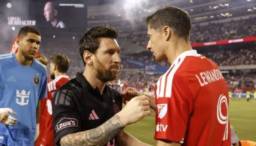 Messi ve Lewandowski karşı karşıya geldi
