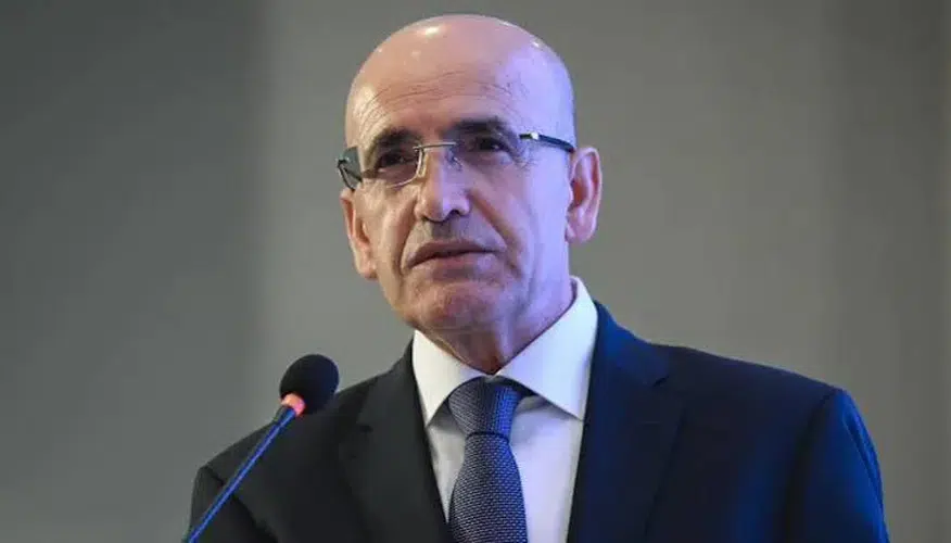 Mehmet Şimşek'ten fon krizi açıklaması: “Yapısal bir risk yok”