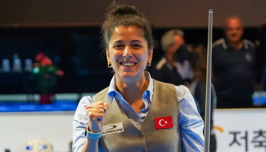 Milli bilardocu Güzin Müjde Karakaşlı dünya şampiyonu oldu