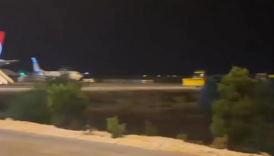 GAP Havalimanı'nda bomba paniği: Uçakta bulunan not seferi durdurdu