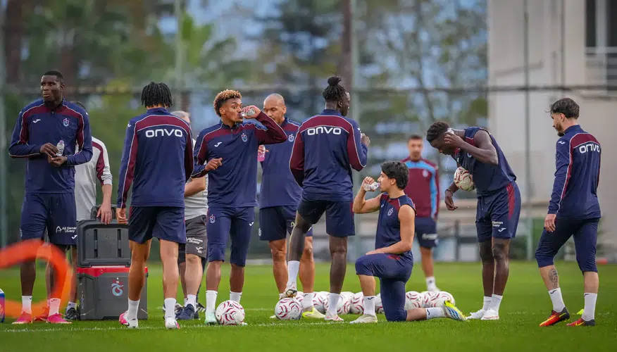 Karadeniz derbisi öncesi Trabzonspor'da mesai yoğun