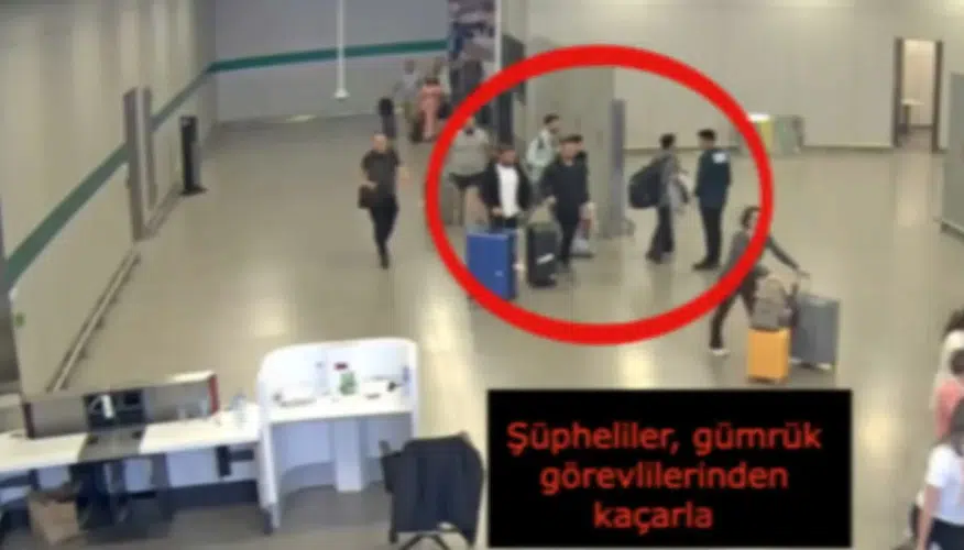 İstanbul Havalimanı'nda 'korse' kuryeliğine suçüstü: 8 kilo metamfetamin yakalandı