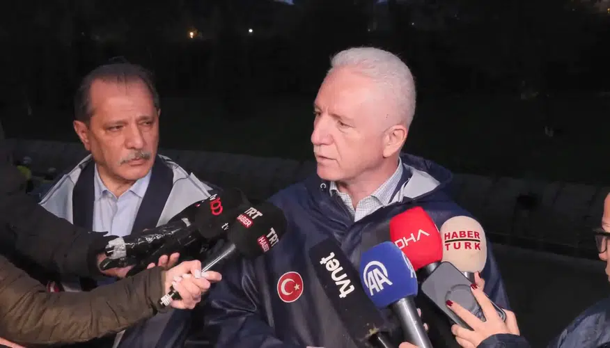 İstanbul'da sel felaketinin izleri siliniyor: Ayazağa'da kritik yıkım süreci başladı