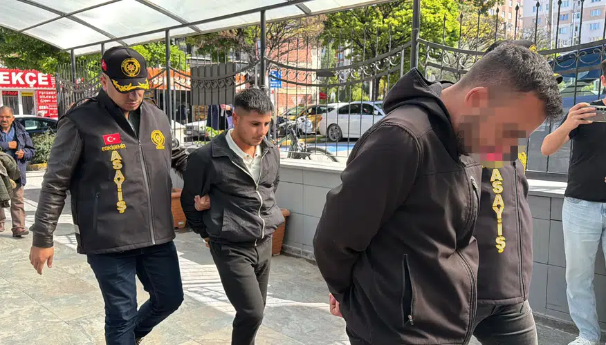Eskişehir'de kanlı hesaplaşma: Evinin önünde pusuya düşürüldü