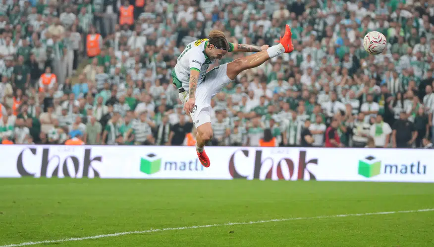 Bursaspor evinde yıkıldı: Mardin 1969 Spor son nefeste güldü