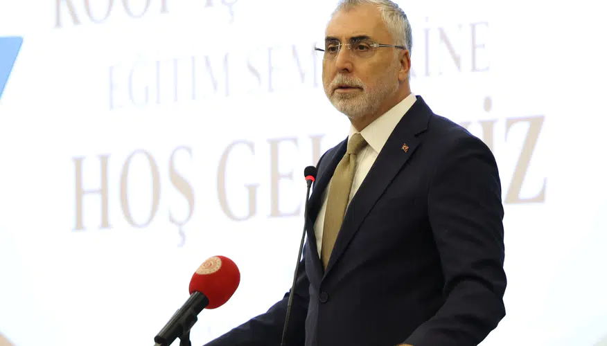 Bakan Işıkhan'dan sendika temsilcilerine yakın markaj