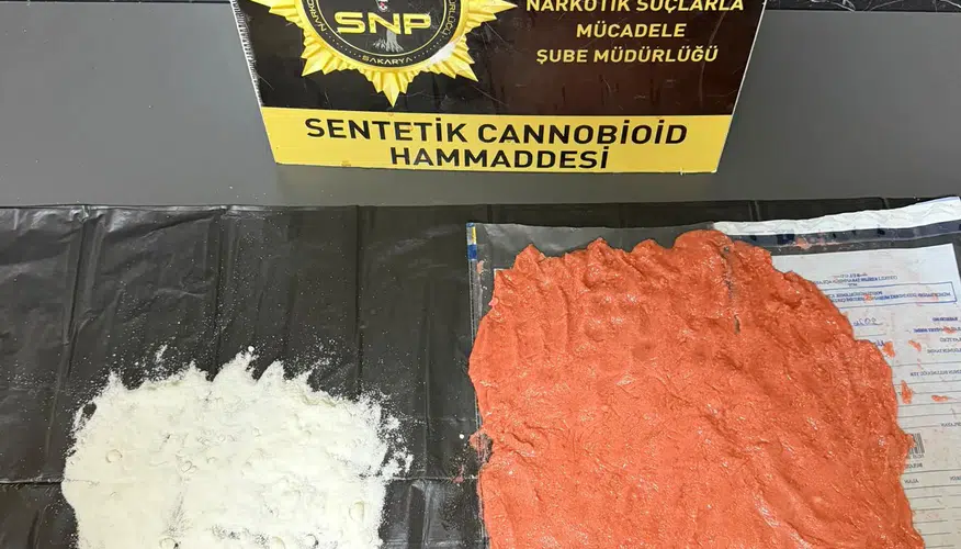 Sakarya'da narkotik operasyonu: Tonlarca bonzaiye dönüşebilecek madde yakalandı