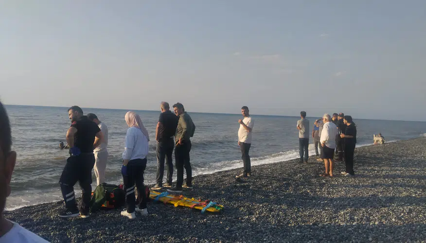 Artvin'de acı son: Çay işçisi denizde can verdi