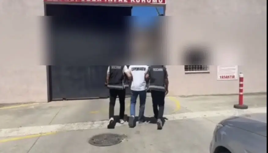 Dört ilde eş zamanlı operasyon: 21 kanlı eylemi polis engelledi