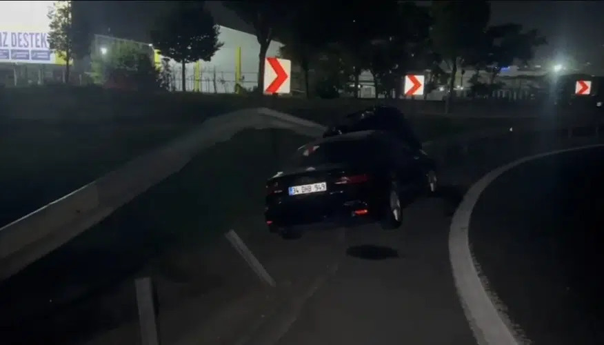 Basın Ekspres Yolu'nda gece yarısı kaza: Bir kişi hastanelik oldu