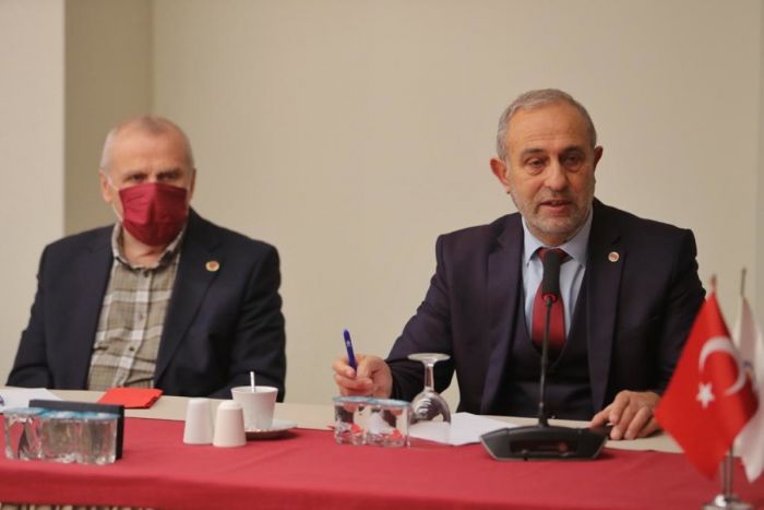 KARTAL%E2%80%99IN_GELECE%C4%9E%C4%B0NE_Y%C3%96NEL%C4%B0K_G%C3%9CNDEM_MADDELER%C4%B0_2022%E2%80%99N%C4%B0N_SON_MUHTARLAR_TOPLANTISI%E2%80%99NDA_ELE_ALINDI%20(4).jpg