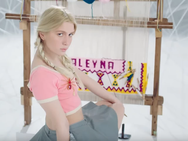Aleyna Tilki ve annesinden Barbie stili