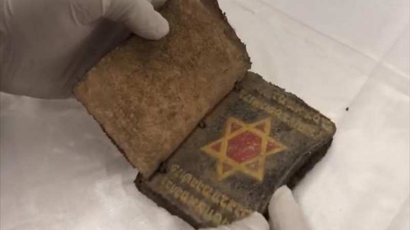 Giresun’da 700 yıllık el yazması Tevrat ele geçirildi 3