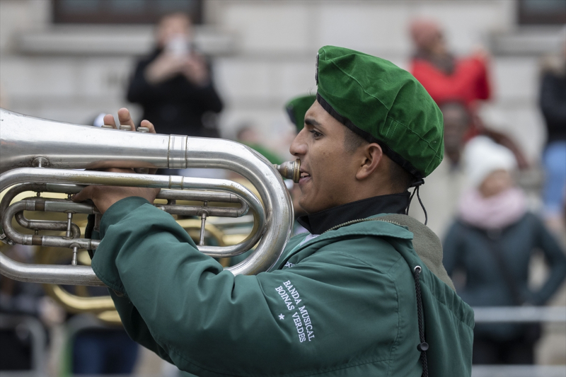 Londra’da geleneksel “Yeni Yıl Geçit Töreni” renkli görüntülere sahne oldu 2