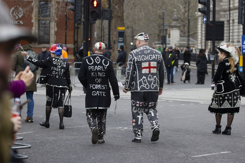 Londra’da geleneksel “Yeni Yıl Geçit Töreni” renkli görüntülere sahne oldu 11
