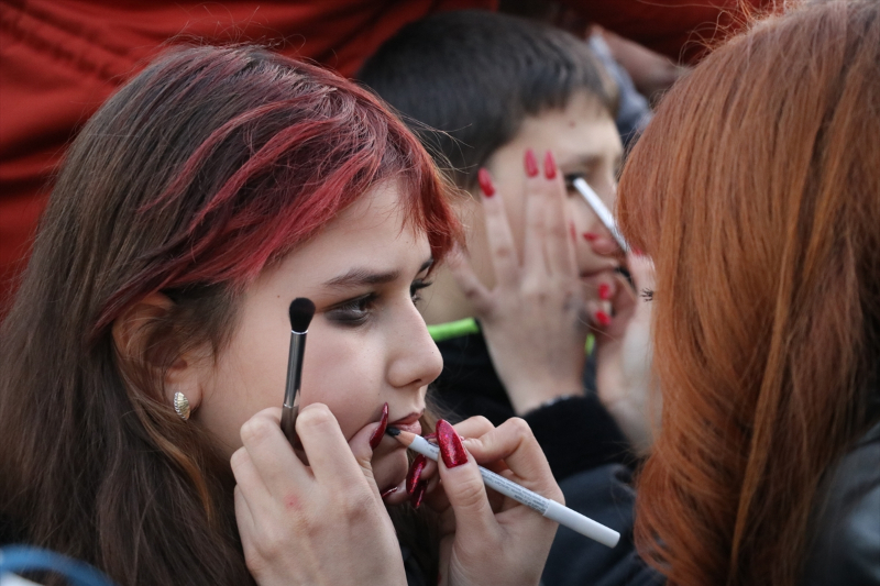 Kırklareli'de korku gecesi 'Koleda' kutlandı 4