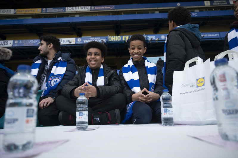 Chelsea, stadında iftar vererek bir ilke imza attı 24
