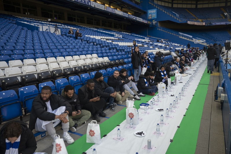 Chelsea, stadında iftar vererek bir ilke imza attı 31