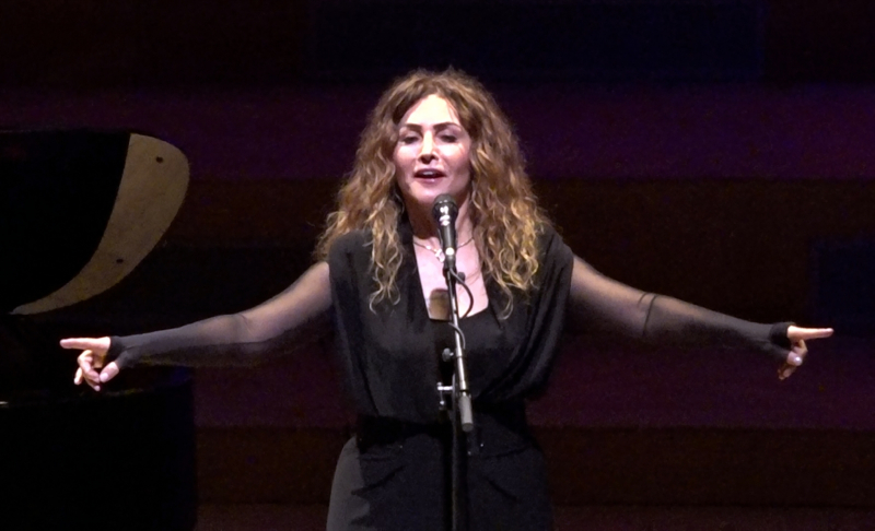 Fazıl Say ve Serenad Bağcan depremzedeler için Brüksel'de sahne aldı 2