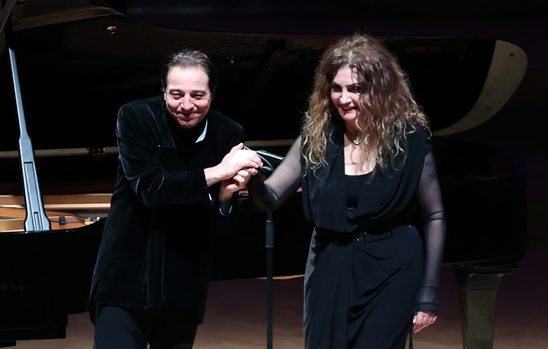 Fazıl Say ve Serenad Bağcan depremzedeler için Brüksel'de sahne aldı 7