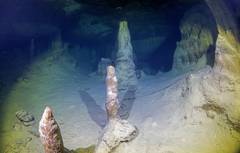 Doğu Akdeniz'de 5 yıl önce keşfedilen su altı mağarası depremlerde zarar görmedi 3