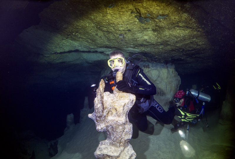 Doğu Akdeniz'de 5 yıl önce keşfedilen su altı mağarası depremlerde zarar görmedi 6