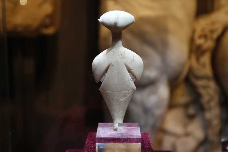 ABD'de ele geçirilip Antalya'ya getirilen 12 tarihi eser tanıtıldı 6