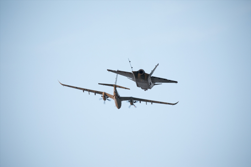 Bayraktar Kızılelma ve Bayraktar Akıncı kol uçuşu gerçekleştirdi 2