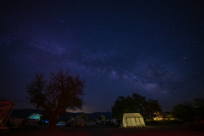 Lyrids Meteor Yağmuru ve Samanyolu galaksisi California'da görüntülendi 8