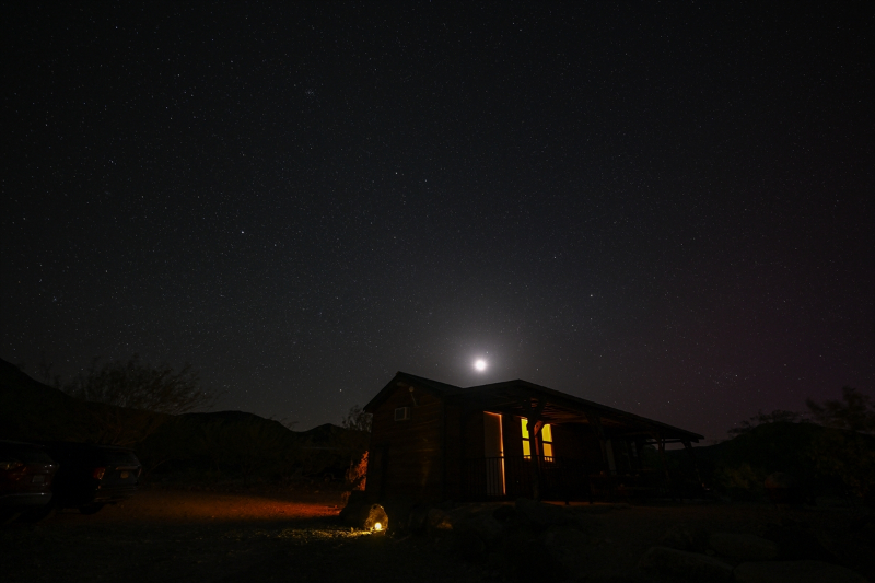 Lyrids Meteor Yağmuru ve Samanyolu galaksisi California'da görüntülendi 3