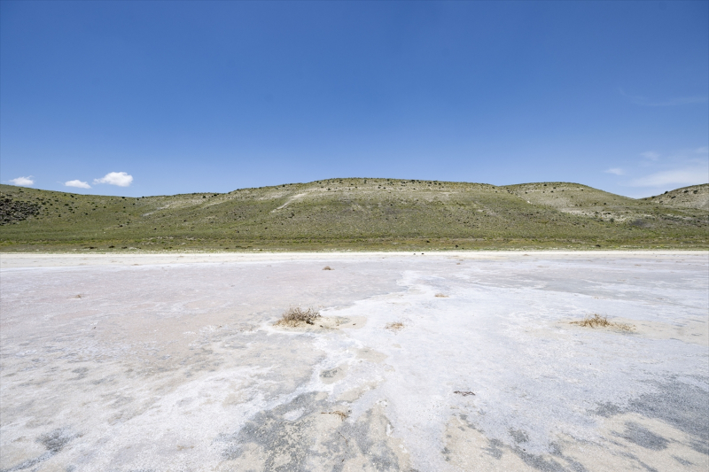 Kuraklığın gölgesindeki Meke Gölü 2