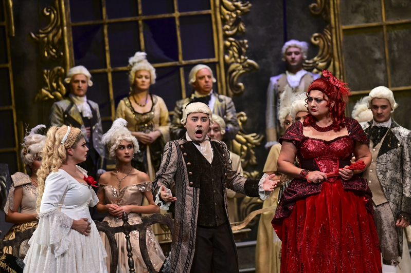 ADOB yeni sanat sezonunda perdesini "Andrea Chenier" operasıyla açtı 3