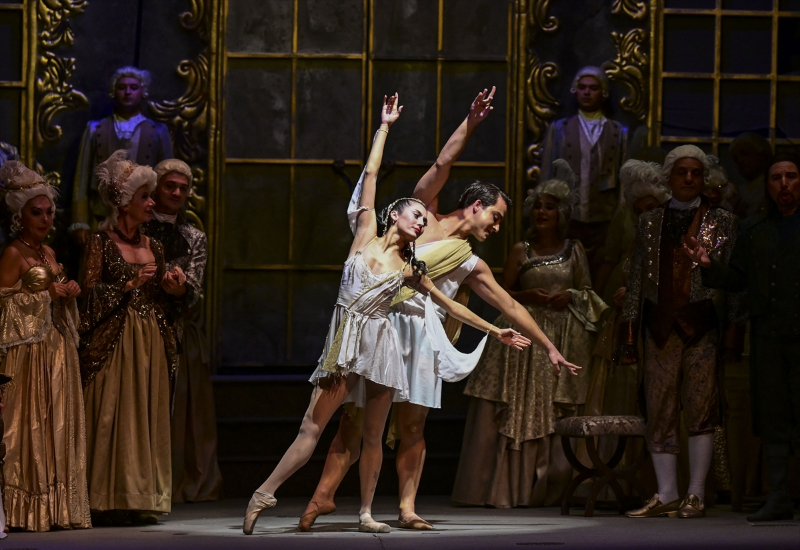 ADOB yeni sanat sezonunda perdesini "Andrea Chenier" operasıyla açtı 2