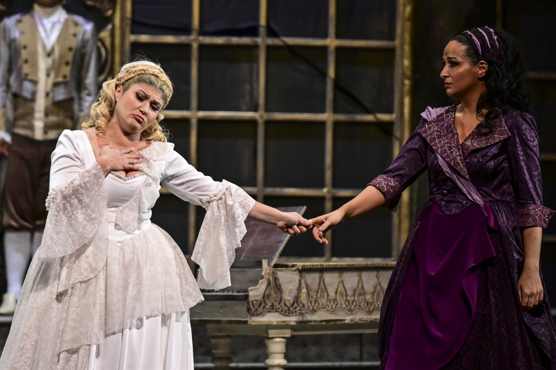 ADOB yeni sanat sezonunda perdesini "Andrea Chenier" operasıyla açtı 7